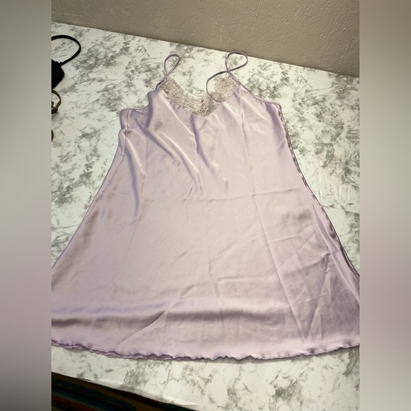 Ekouaer Pastel Purple Lightweight Night Gown Lingerie Dress Size Medium - Picture 9 of 13